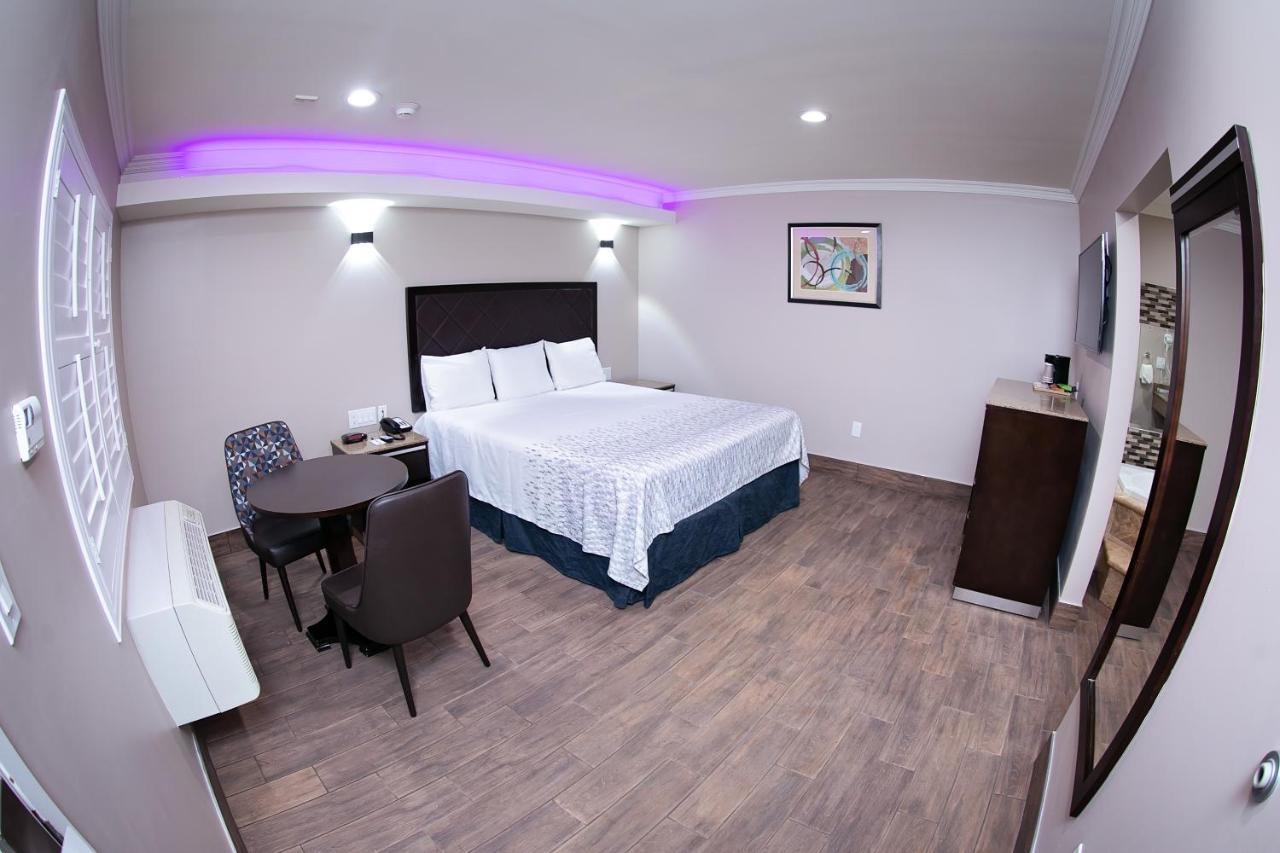 Diamond Bell Inn & Suites Exterior photo